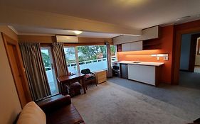 Hauraki Corner Guesthouse